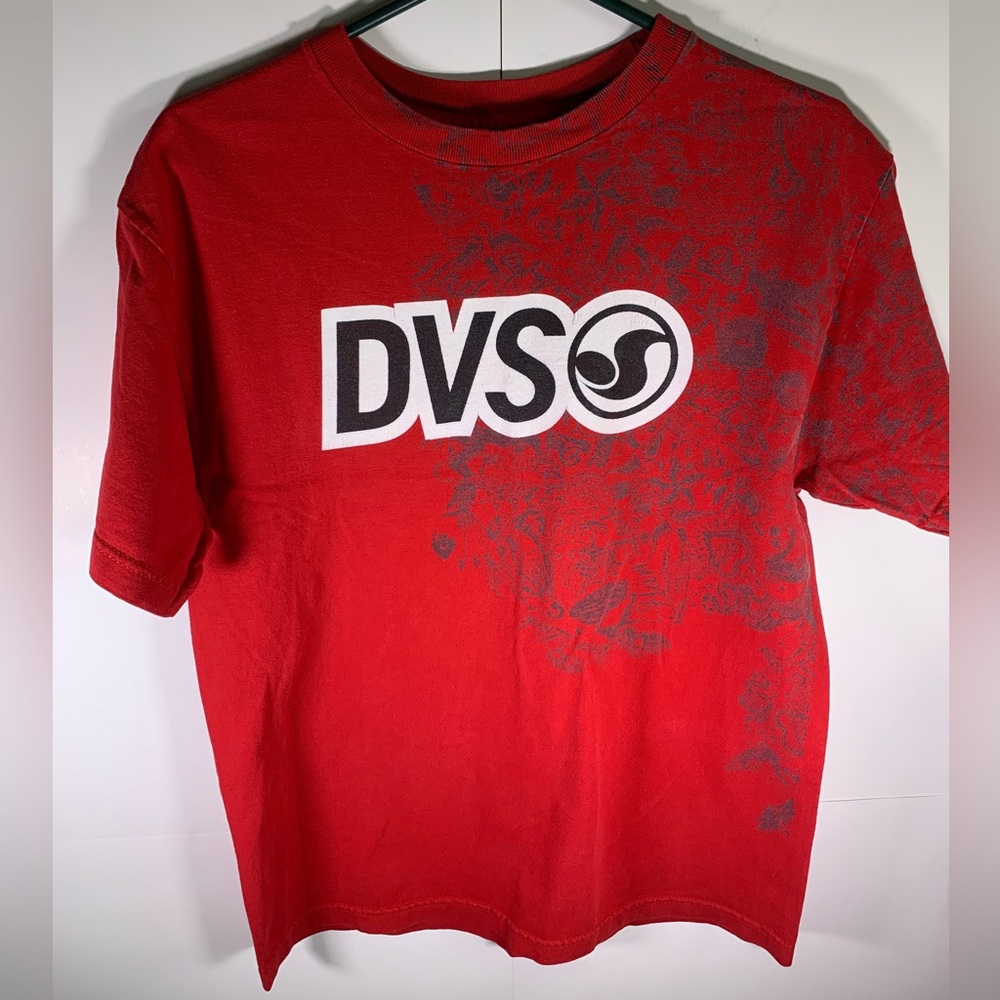 Vintage 2000s DVS graphic shirt